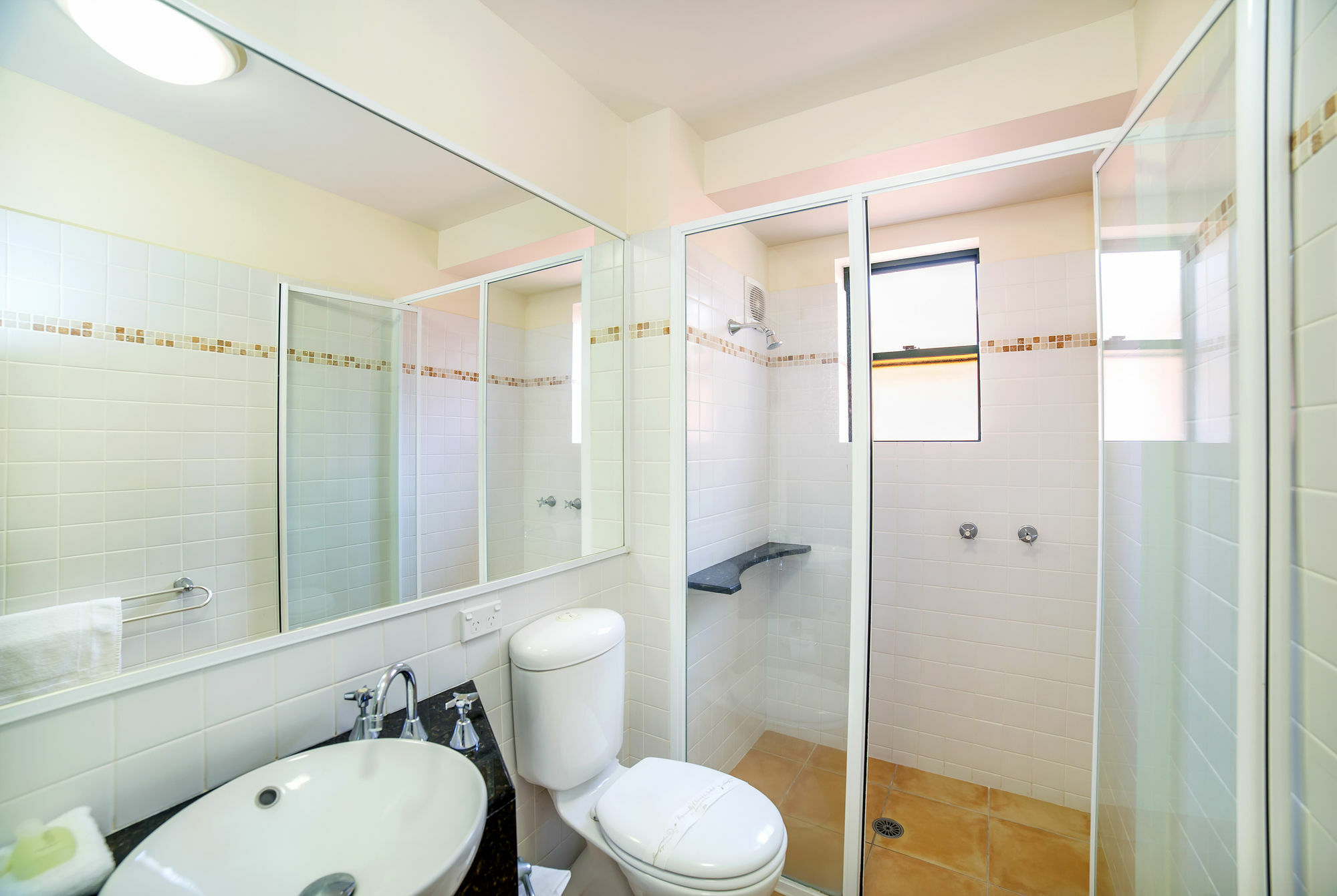 The Crest Byron Bay Aparthotel Εξωτερικό φωτογραφία